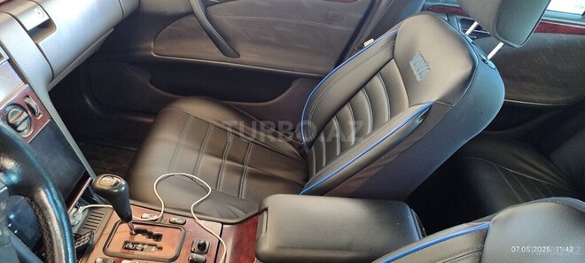 Mercedes E 220 d 2000, 545,000 km - 2.2 л - Ucar