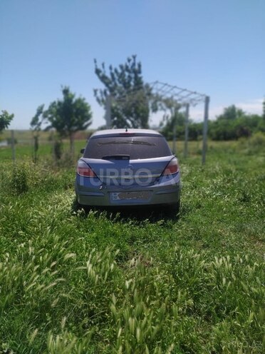 Opel Astra 2005, 258,000 km - 1.4 l - Qusar
