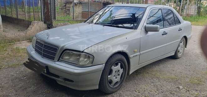 Mercedes C 220 d 1999, 195,000 km - 2.2 l - Gəncə