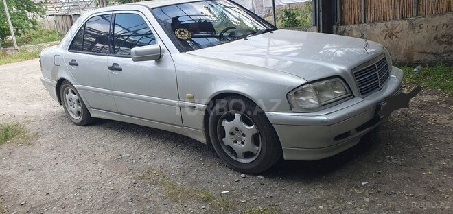Mercedes C 220 d 1999, 195,000 km - 2.2 l - Gəncə