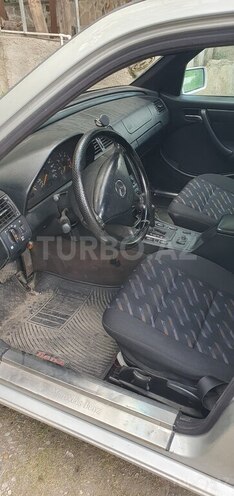 Mercedes C 220 d 1999, 195,000 km - 2.2 l - Gəncə