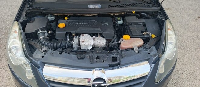 Opel Corsa 2010, 216,000 km - 1.3 л - Bakı