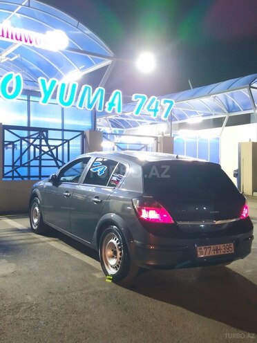 Opel Astra 2009, 300,000 km - 1.4 l - Gəncə