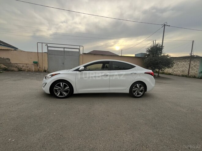 Hyundai Elantra 2015, 153,000 km - 1.8 l - Bakı