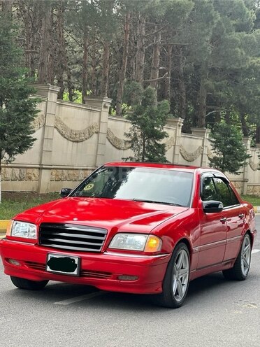 Mercedes C 240 1999, 195,410 km - 2.4 l - Bakı