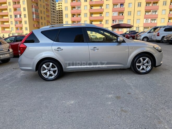 Kia  2010, 247,000 km - 1.6 l - Bakı