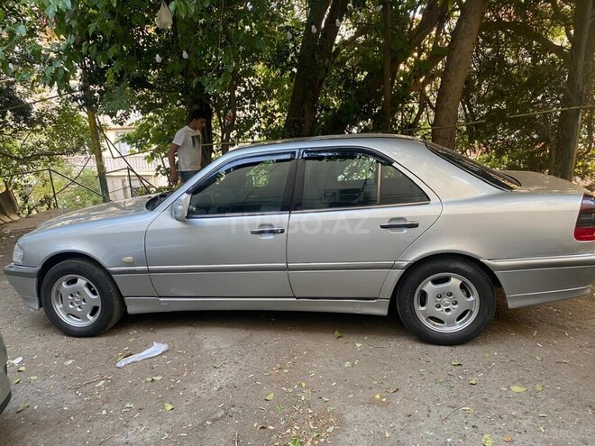 Mercedes C 200 1998, 300,000 km - 2.0 l - Bakı