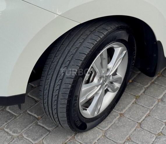 Hyundai ix35 2011, 145,000 km - 2.0 л - Gəncə