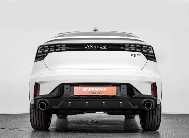 Lynk & Co 05-2
