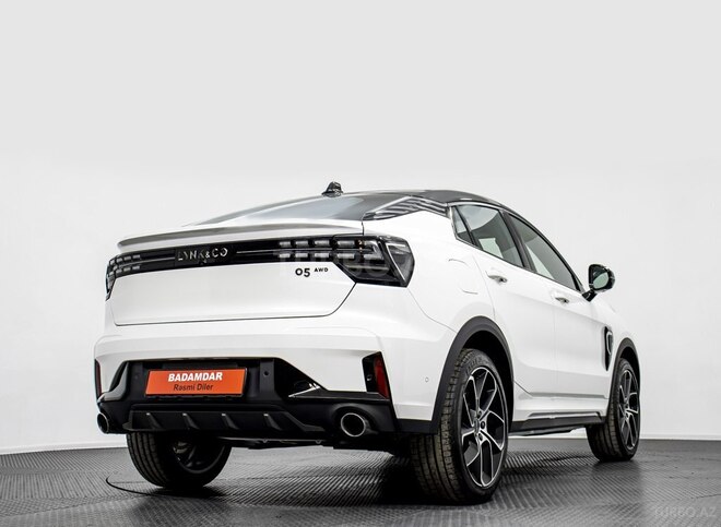 Lynk & Co 05-7