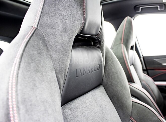 Lynk & Co 05-22