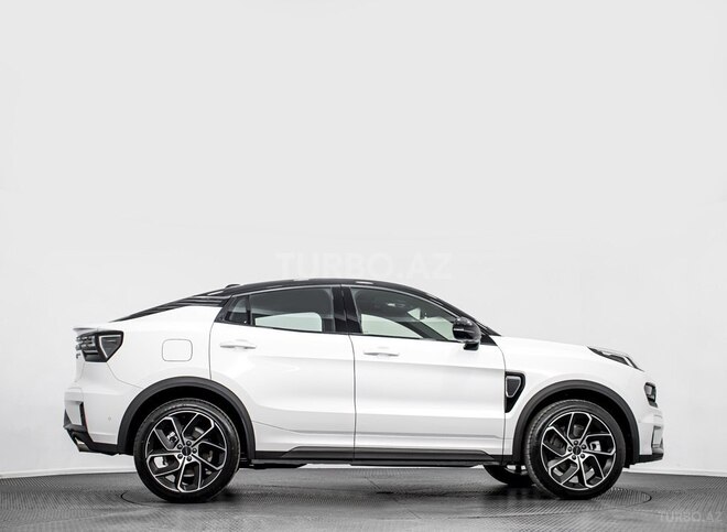 Lynk & Co 05-3