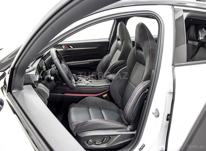 Lynk & Co 05-33