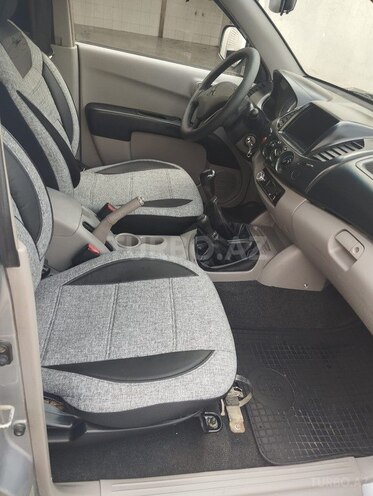 Mitsubishi L200 2007, 400,000 km - 2.5 l - Bakı