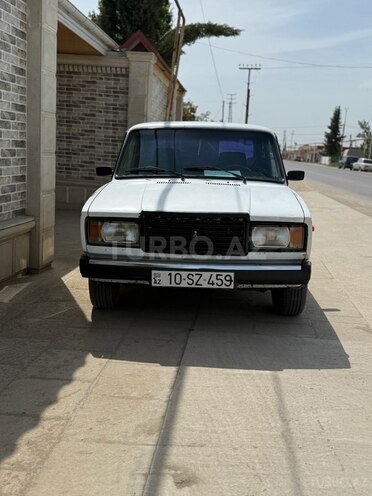 LADA (VAZ) 2107 2004, 95,000 km - 1.6 л - Salyan