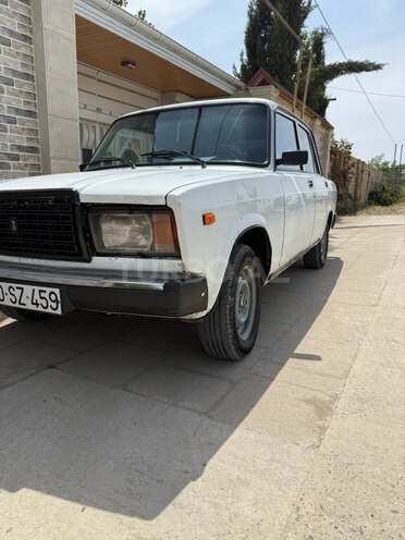 LADA (VAZ) 2107 2004, 95,000 km - 1.6 л - Salyan