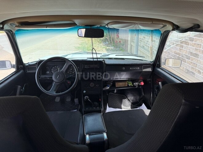 LADA (VAZ) 2107 2004, 95,000 km - 1.6 л - Salyan