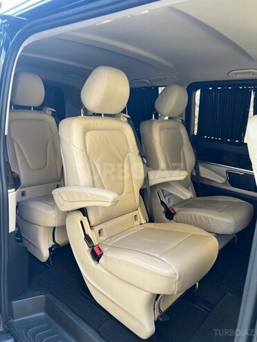 Mercedes V 250-8