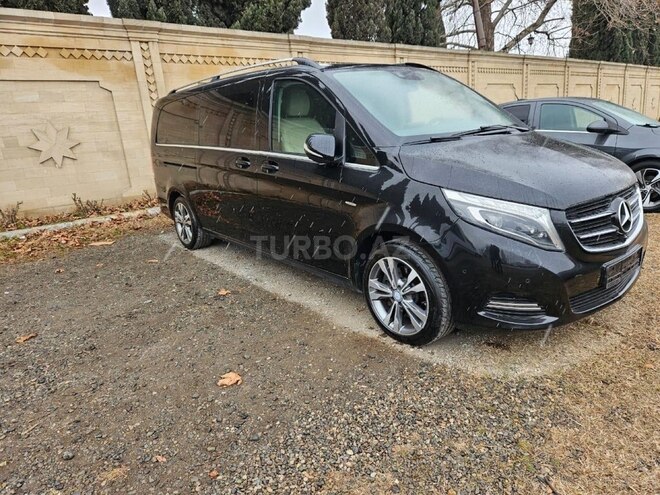 Mercedes V 250-4