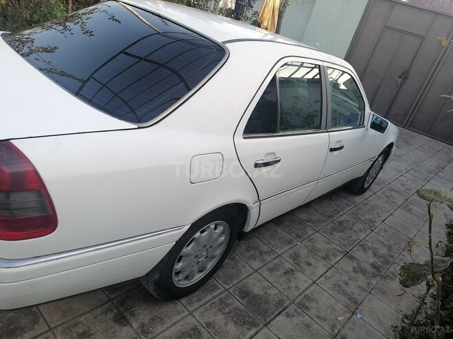 Mercedes C 220 d 1994, 222,222 km - 2.2 l - Bakı