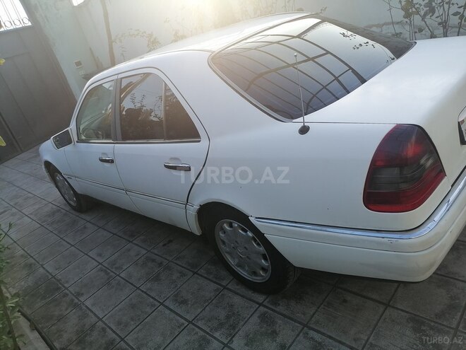 Mercedes C 220 d 1994, 222,222 km - 2.2 l - Bakı