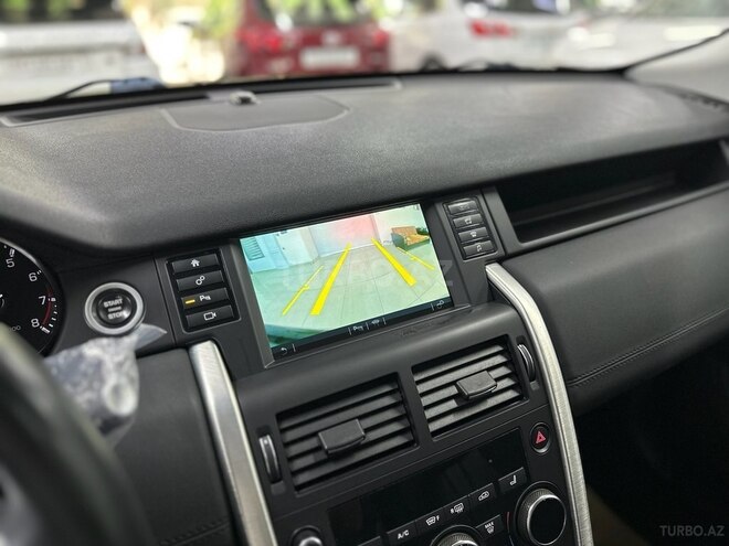 Land Rover Discovery Sport-10