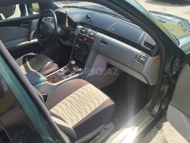 Mercedes E 230 1997, 542,340 km - 2.3 l - Bakı
