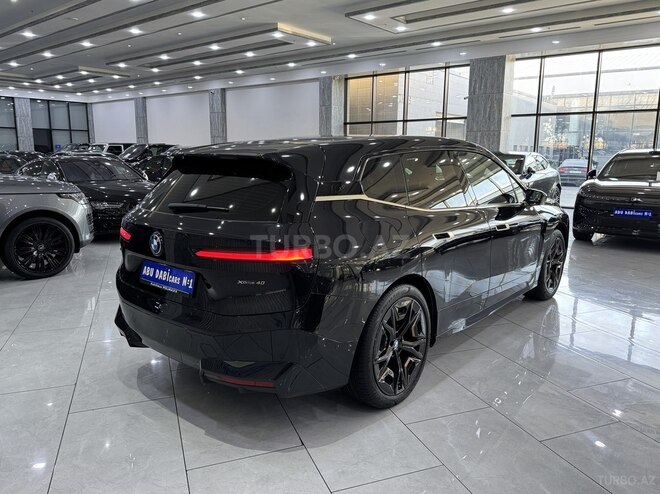 BMW iX-5