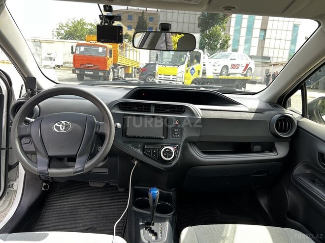 Toyota Aqua 2019, 115,000 km - 1.5 l - Bakı