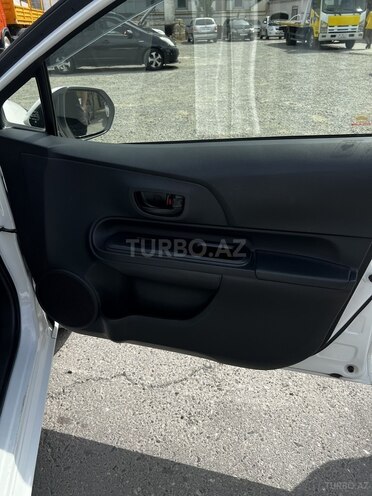 Toyota Aqua 2019, 115,000 km - 1.5 l - Bakı