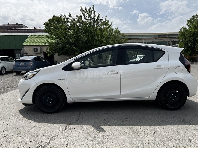 Toyota Aqua 2019, 115,000 km - 1.5 l - Bakı
