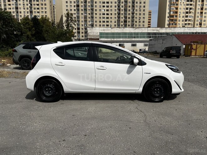Toyota Aqua 2019, 115,000 km - 1.5 l - Bakı