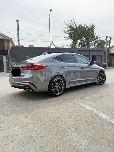 Hyundai Elantra 2016, 100,650 km - 1.6 l - Bakı