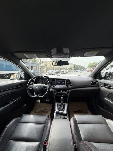 Hyundai Elantra 2016, 100,650 km - 1.6 l - Bakı