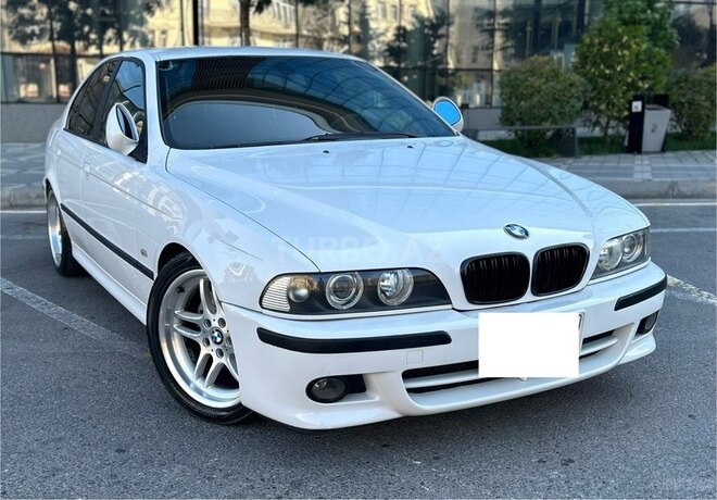 BMW 530 2000, 299,000 km - 3.0 l - Bakı