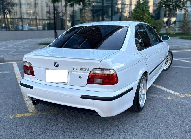 BMW 530 2000, 299,000 km - 3.0 l - Bakı