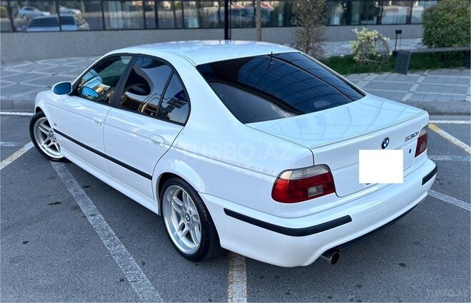 BMW 530 2000, 299,000 km - 3.0 l - Bakı