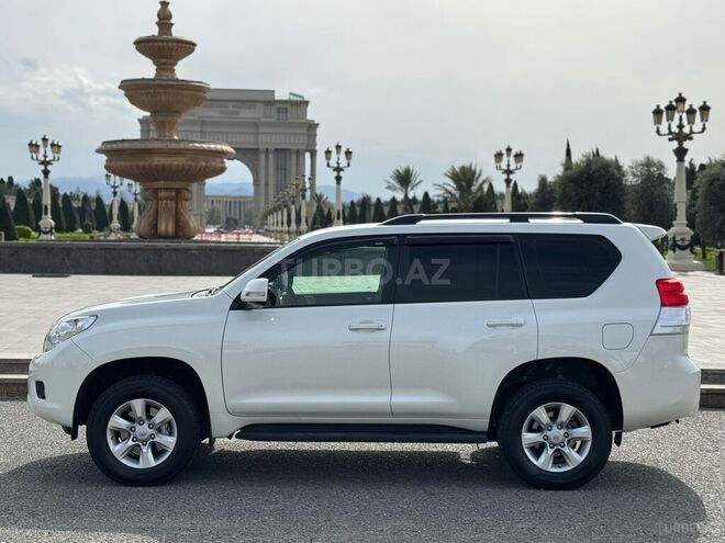 Toyota Land Cruiser Prado 2010, 106,000 km - 2.7 л - Gəncə