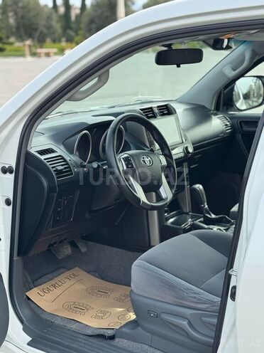 Toyota Land Cruiser Prado 2010, 106,000 km - 2.7 л - Gəncə