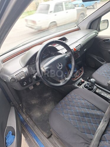 Mercedes Vaneo 2003, 350,000 km - 1.6 l - Quba