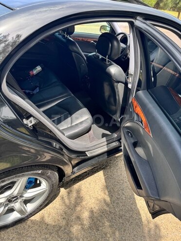 Mercedes E 220 d 2004, 385,000 km - 2.2 l - Masallı
