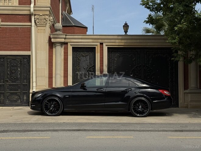 Mercedes CLS 350 2011, 209,000 km - 3.5 l - Yevlax