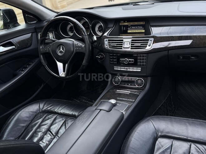 Mercedes CLS 350 2011, 209,000 km - 3.5 l - Yevlax