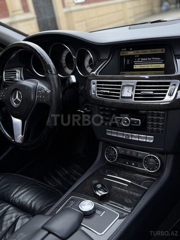 Mercedes CLS 350 2011, 209,000 km - 3.5 l - Yevlax