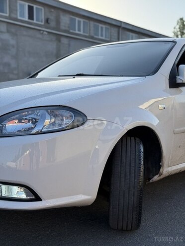 Daewoo Gentra 2014, 275,000 km - 1.5 l - Xaçmaz
