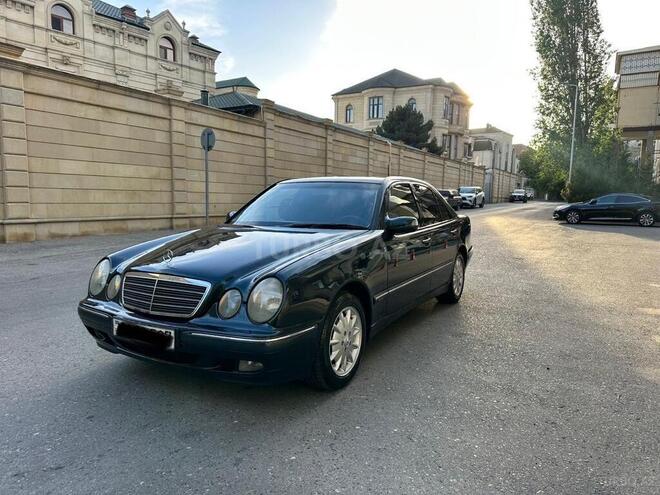 Mercedes E 240 1999, 284,000 km - 2.4 l - Bakı