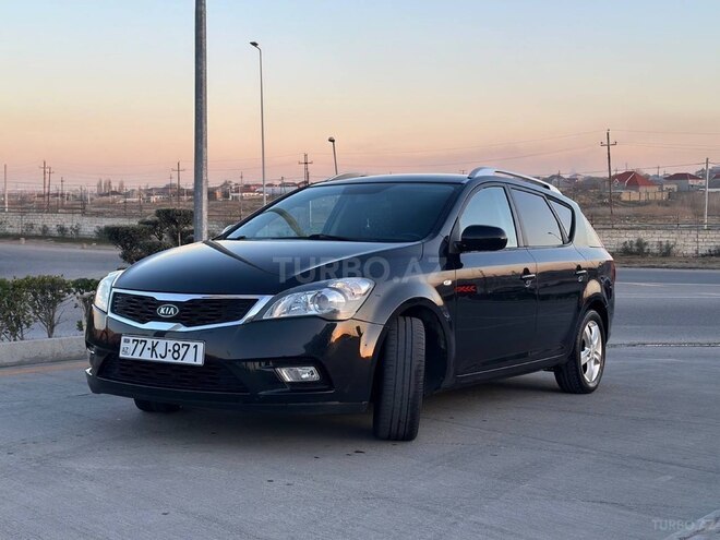 Kia Ceed 2010, 186,000 km - 1.6 л - Bakı