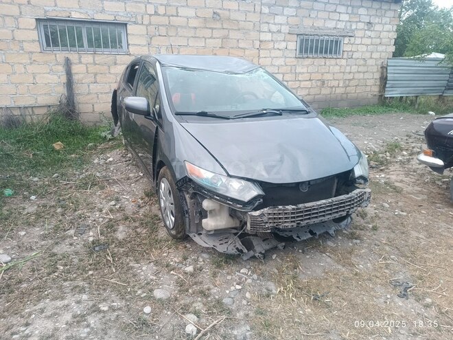 Honda Insight 2010, 438,000 km - 1.3 l - Bərdə