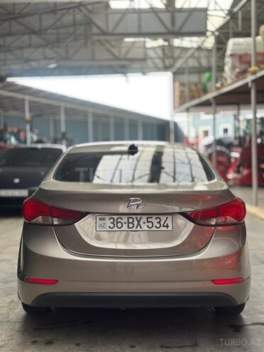 Hyundai Elantra 2016, 168,981 km - 1.8 l - Bakı