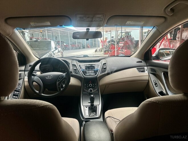 Hyundai Elantra 2016, 168,981 km - 1.8 l - Bakı